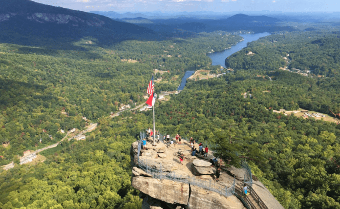 침니 락 공원 (Chimney Rock State Park)