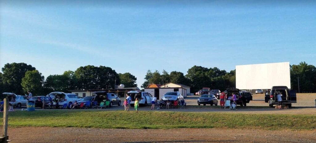 노스캐롤라이나 드라이브 인 영화관 Badin Road Drive In 