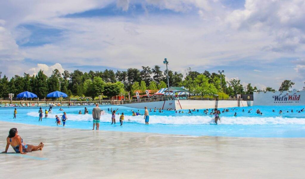 Wet 'n Wild Emerald Pointe Water Park