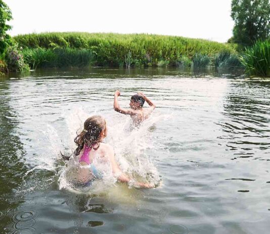 노스캐롤라이나 해안 5곳 수영 금지, 강변 9곳 대장균 검사 불합격