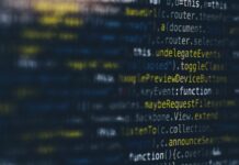정부가 영장 없이 당신의 위치 데이터를 사고 있습니다 computer coding screengrab