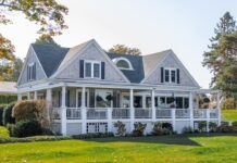 노스캐롤라이나 노년층 부동산세 감면 프로그램 개선 추진 gray wooden house