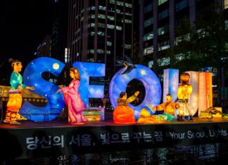 앤트로픽 서울 사무소 개설: 삼성·LG·네이버와 AI 파트너십 mickey mouse and donald duck