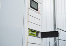 노스캐롤라이나주립대 배터리 메이커스페이스 개소, 한인 학생에게 열린 진로 white wooden door with glass